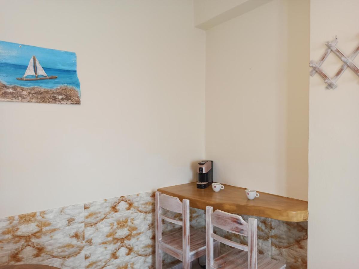 Peaceful Bay Hotel Mégas Yialós-Nítes Екстериор снимка